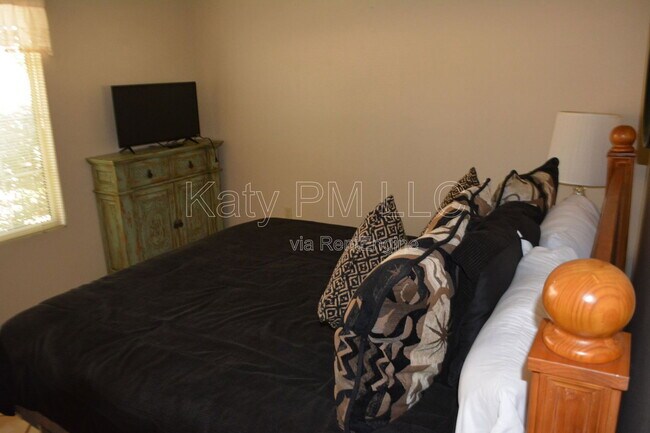 Foto del edificio - 14405 W Greystone Dr