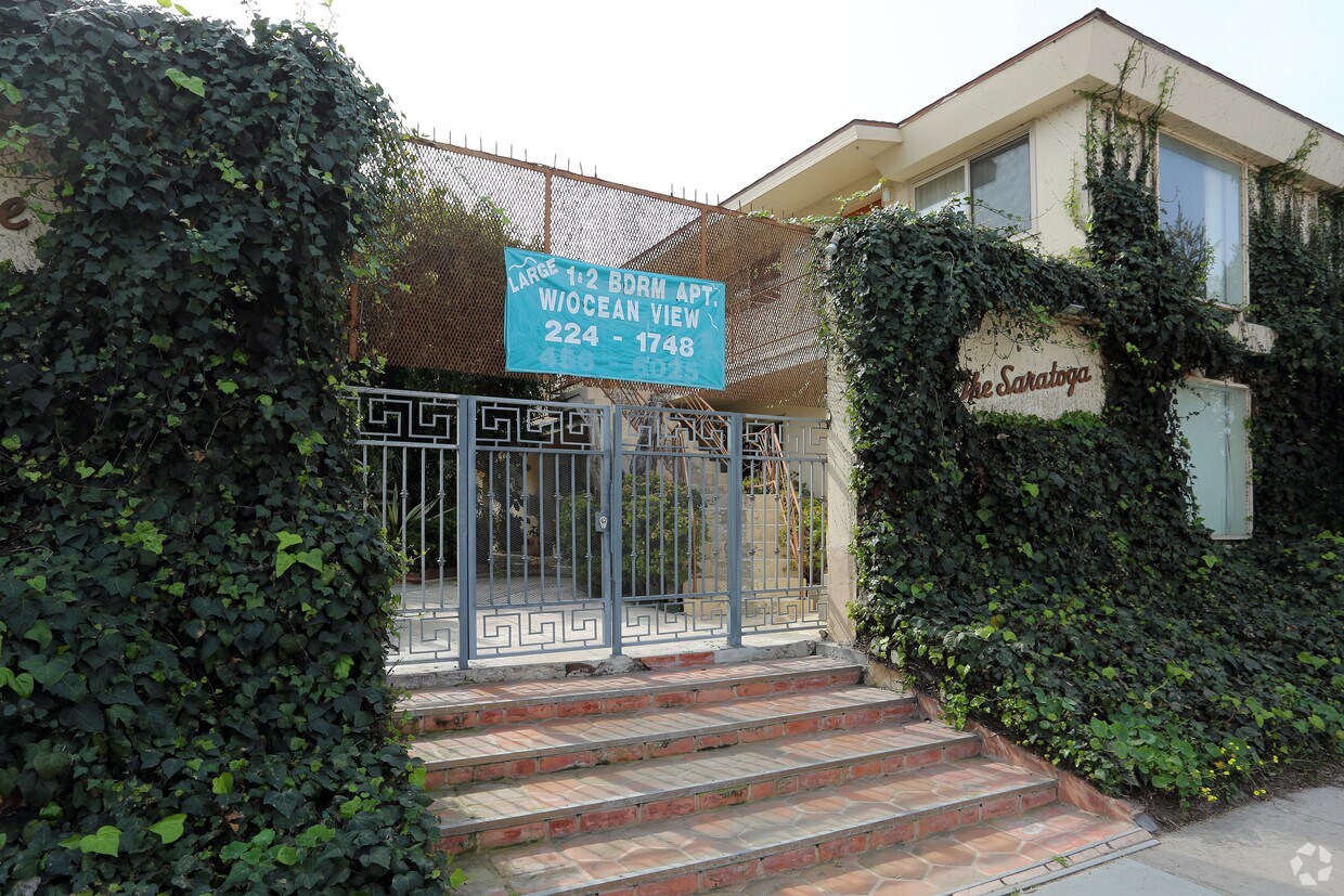 Foto principal - 5085 Saratoga Ave