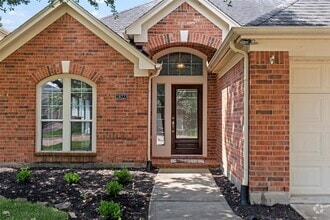 Building Photo - 28223 Sweet Oak Ln