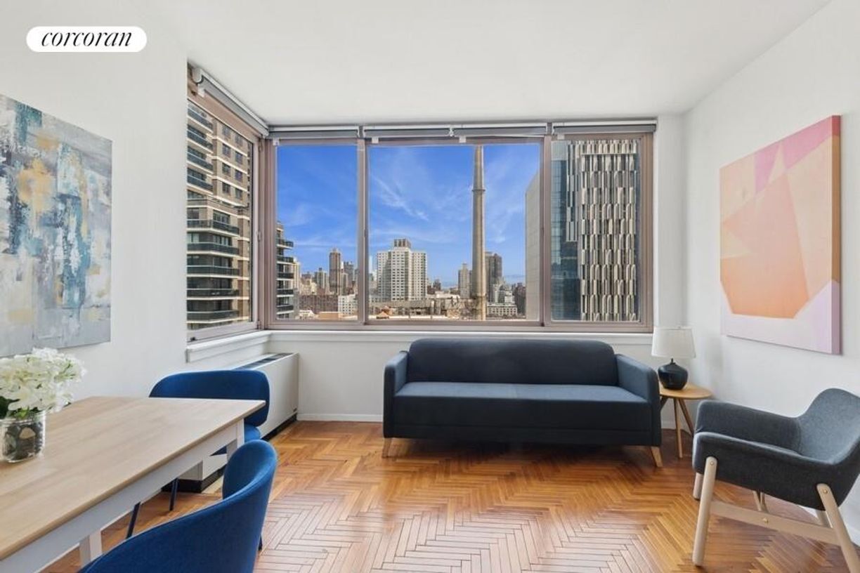 Foto principal - 524 E 72nd St