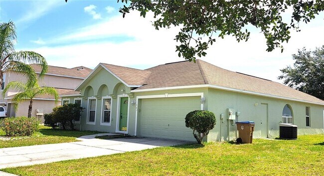 Foto del edificio - 502 Woodland Creek Blvd