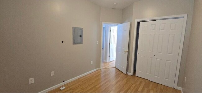 Foto del edificio - 18 E 17th St