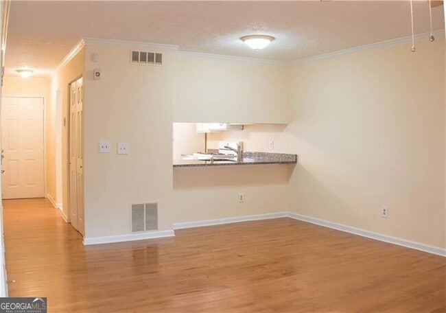 Building Photo - 4014 Bayside Cir
