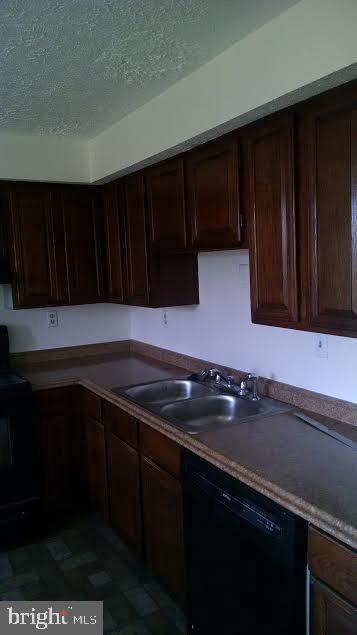 Foto del edificio - 4311 Thistlewood Terrace