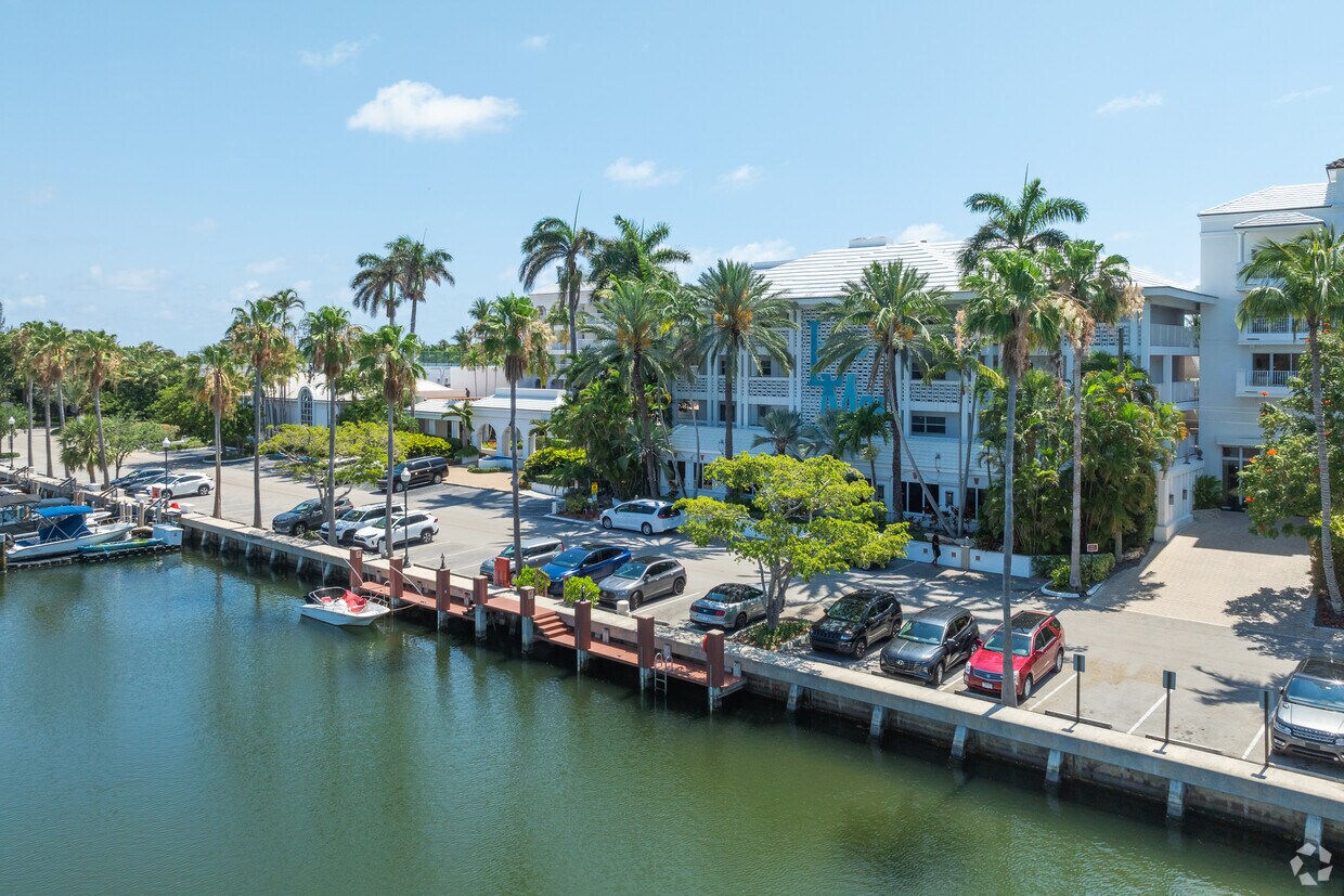 Primario - Lago Mar Place