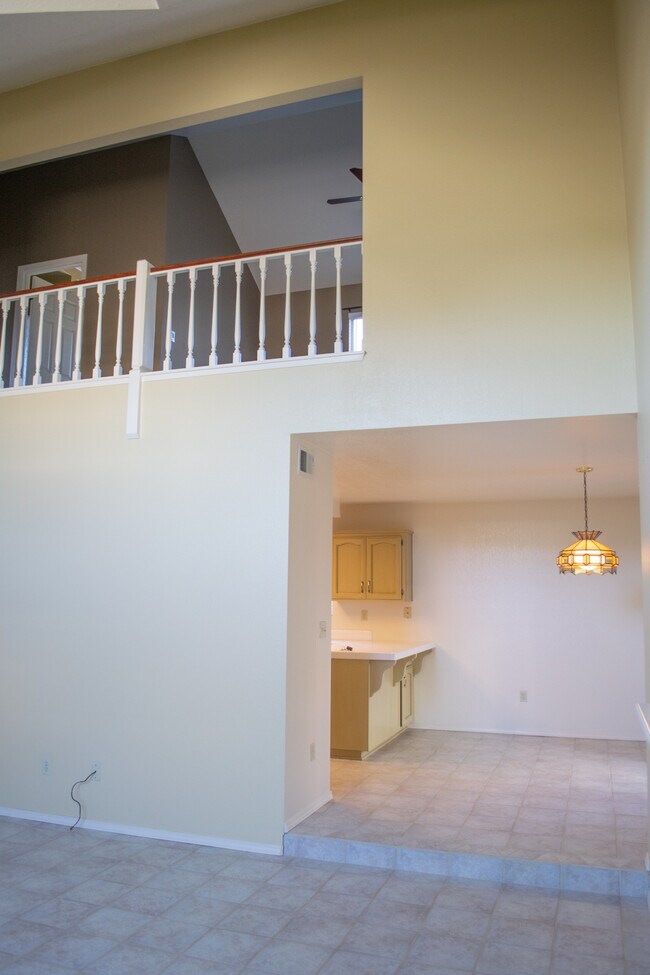 Foto del edificio - 35 Fisher Ct