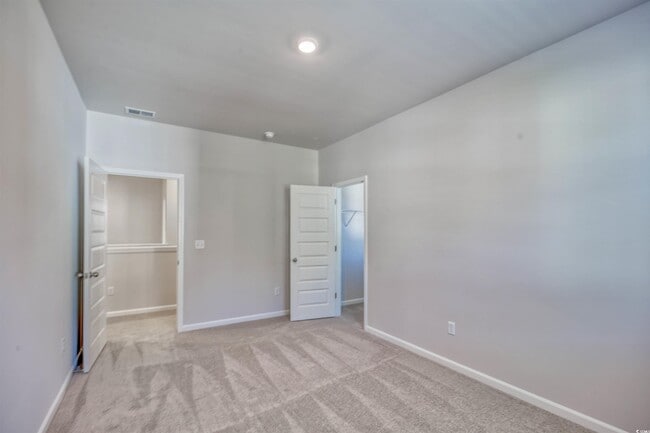 Building Photo - 736 Sturdy Root Pl