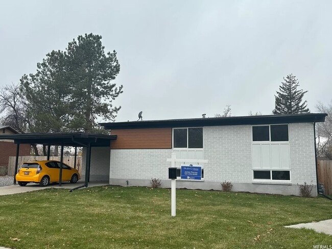 Building Photo - 3744 S 810 E