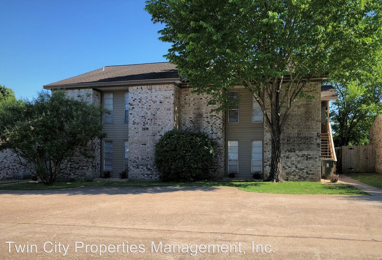 Primary Photo - 2614 Pecan Ridge Dr