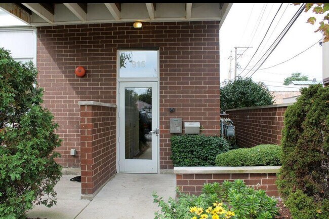 Foto del edificio - 915 S Oak Park Ave