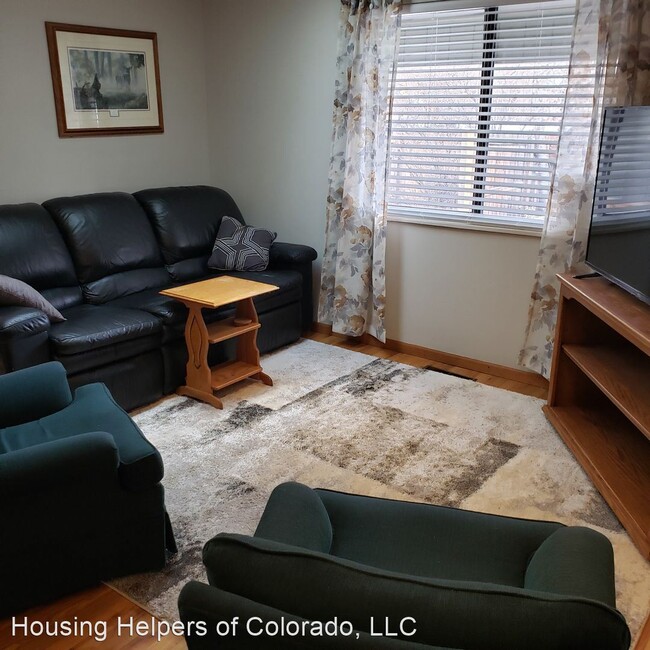 Building Photo - 3 br, 2 bath House - 2540 Iris Avenue