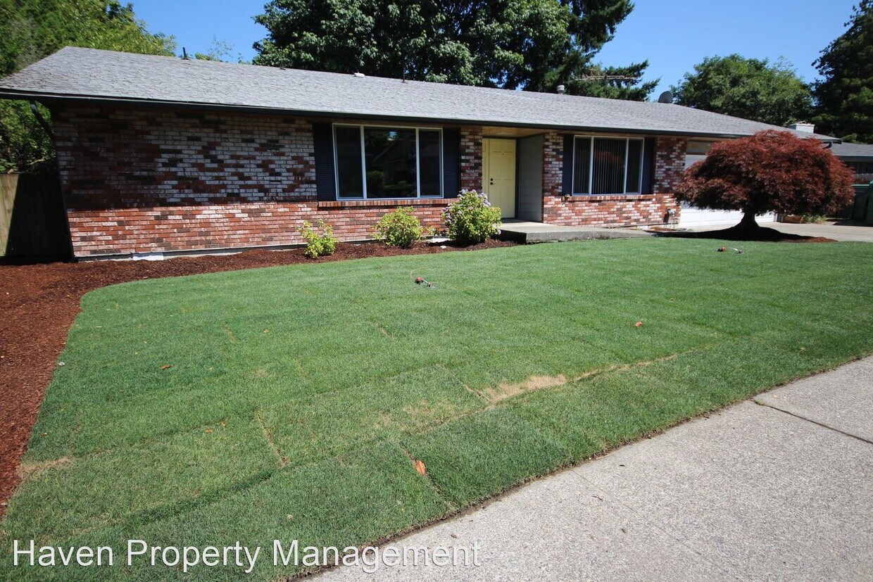 Primary Photo - 4 br, 1.5 bath House - 31408 27th Ave SW