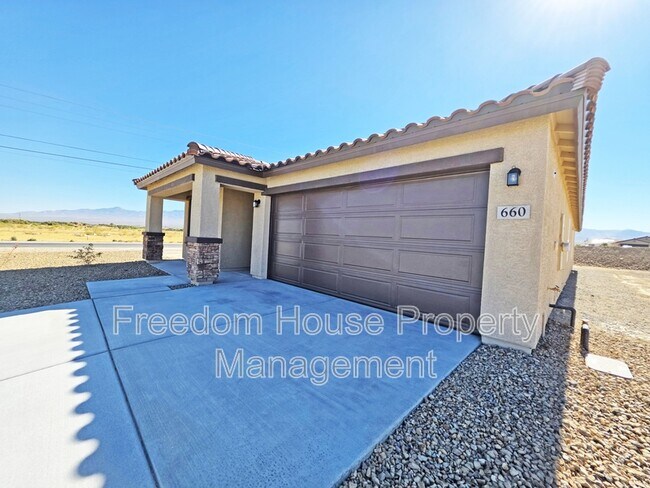 Building Photo - 660 Huyana Wind Dr