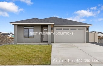 Building Photo - 1180 9th Ave NE