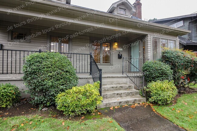 Foto del edificio - 5934 N Missouri Ave