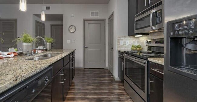Building Photo - 3 bedroom in Pearland TX 77584