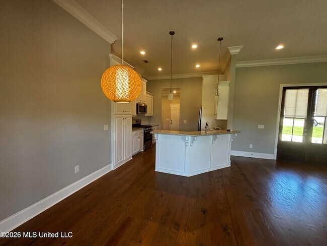 Foto del edificio - 310 Candlewood Ct