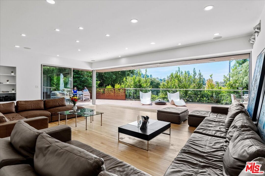Foto principal - 3567 Woodcliff Rd