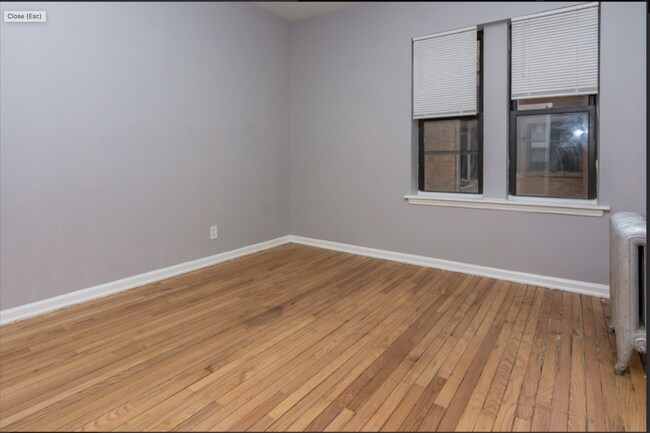 Building Photo - 3 bedroom in Chicago IL 60644