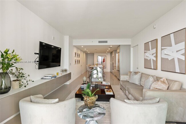 Foto del edificio - 460 NE 28th St