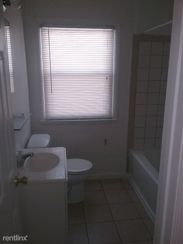 Building Photo - 3 br, 1 bath House - 1314 Old Buckroe Rd