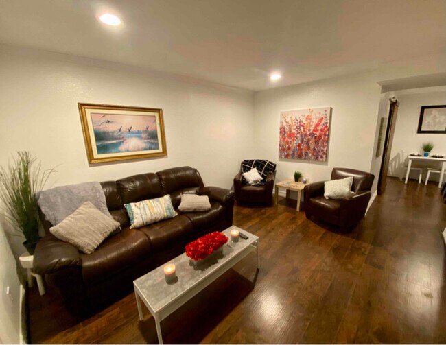 Foto del edificio - 3131 Cummins St