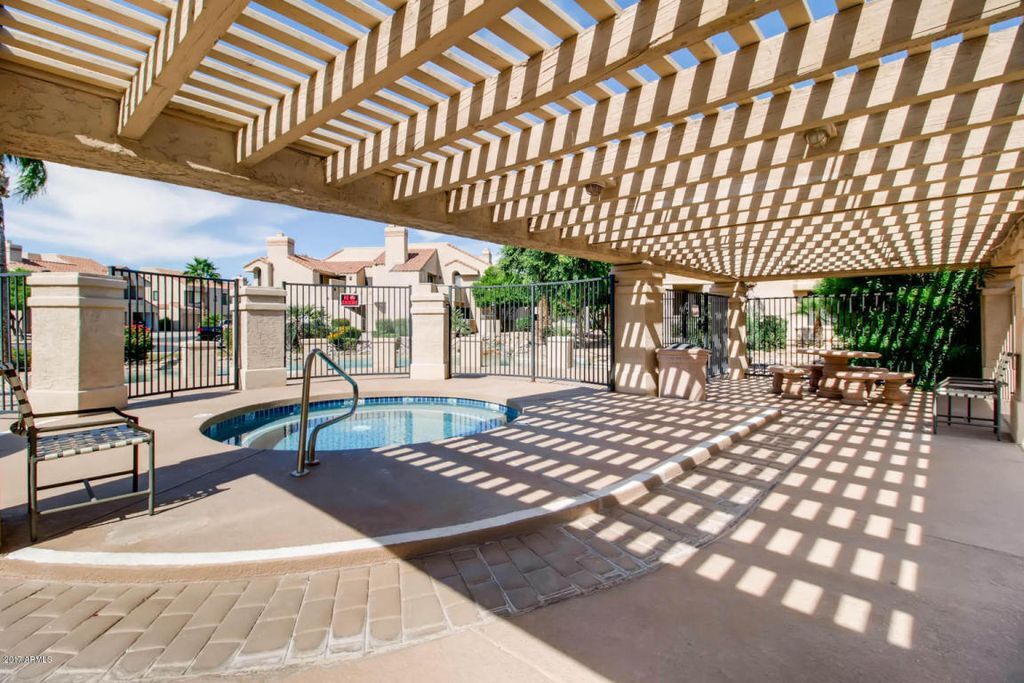 Foto principal - 10115 E Mountain View Rd