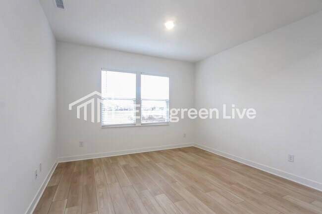 Foto del edificio - 3615 Cosmic Ct