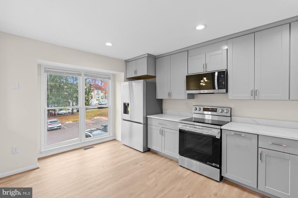 Primary Photo - 13920 Baton Rouge Ct