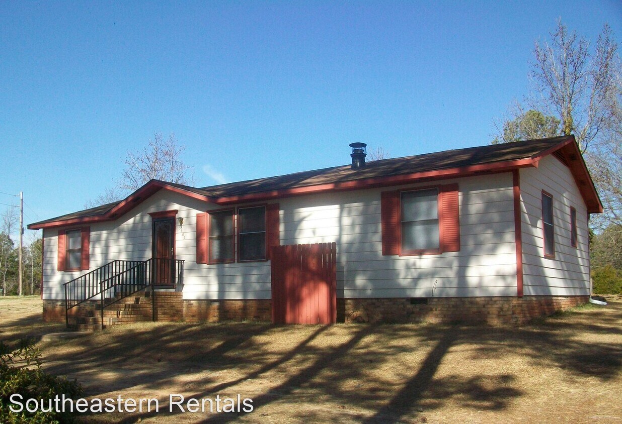 8840 Camden Hwy, Rembert, SC 29128 House Rental in Rembert, SC