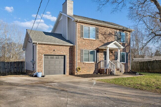 Foto del edificio - 342 Brook Mead Dr