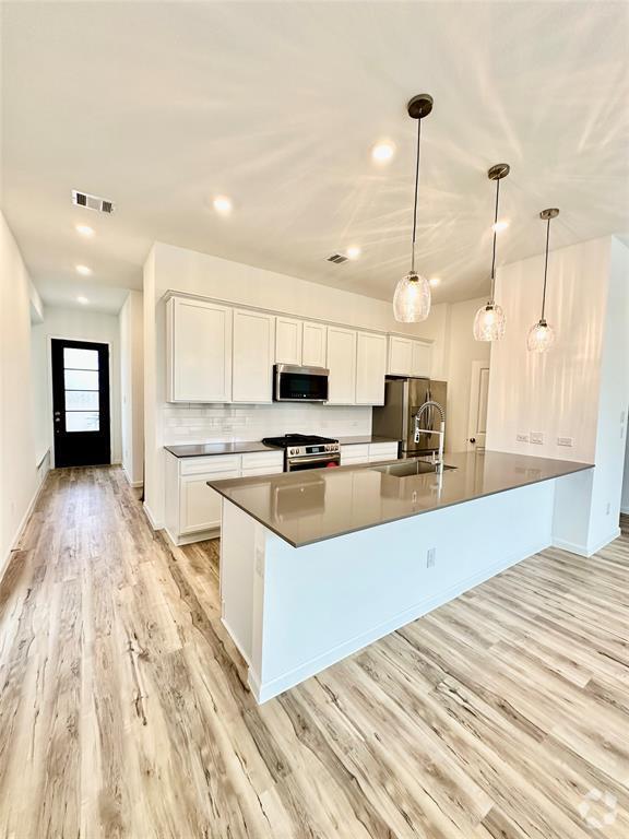 Building Photo - 5410 Holly Hvn Ct