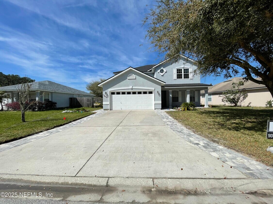 Primary Photo - 1674 Hawkins Cove Dr E