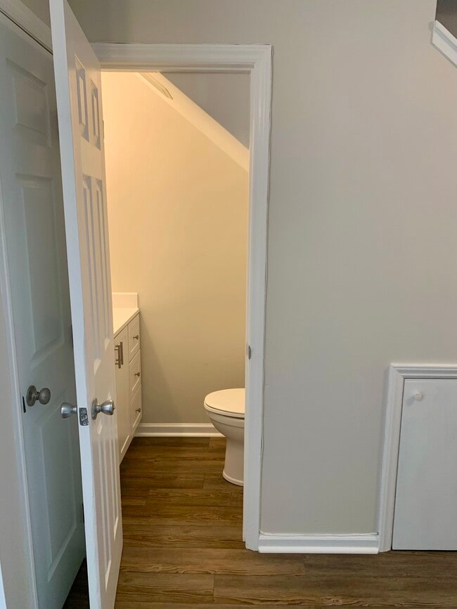 Building Photo - 2906 Old Mill Stream Ct