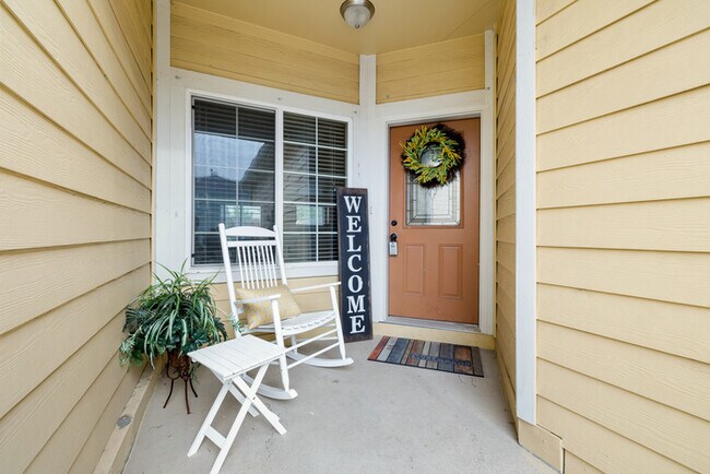 Building Photo - 791 Hailey Glenn View