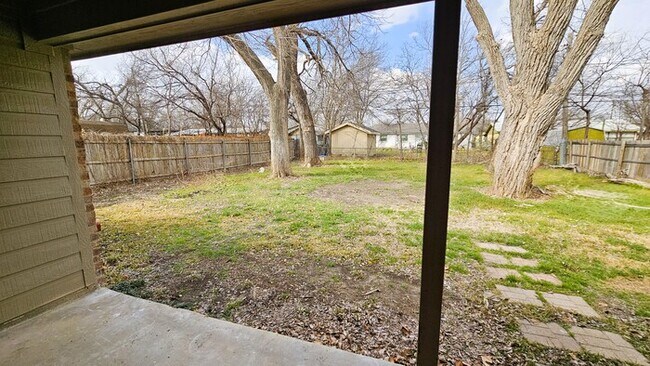 Building Photo - 4-2-2 West Fort Worth close to Lockheed Martin