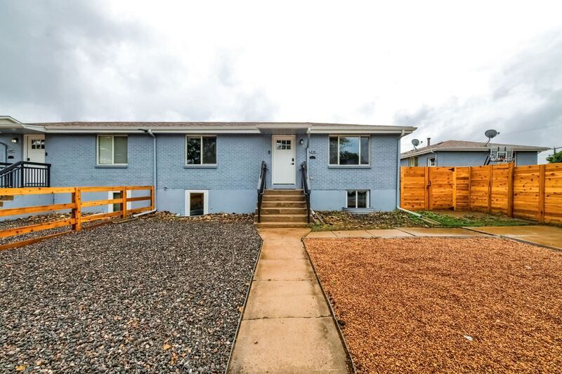 250 S Ingalls St Unit 250, Lakewood, CO 80226 Condo for Rent in