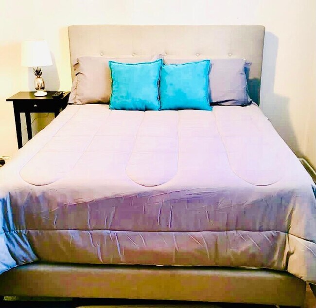 Foto del edificio - 5908 Kiam St