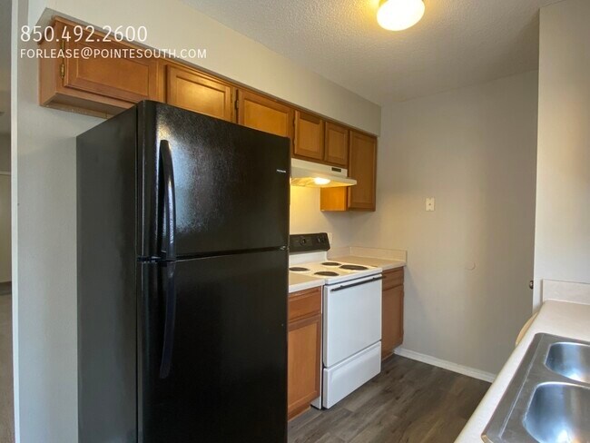 Foto del edificio - 504 Ashwood Ln