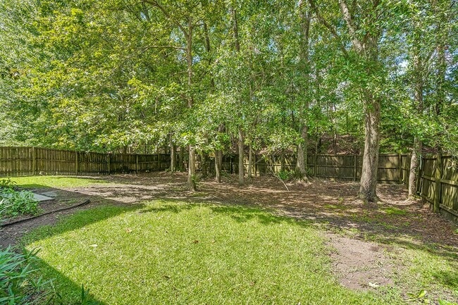 Building Photo - 240 Eagle Ridge Rd