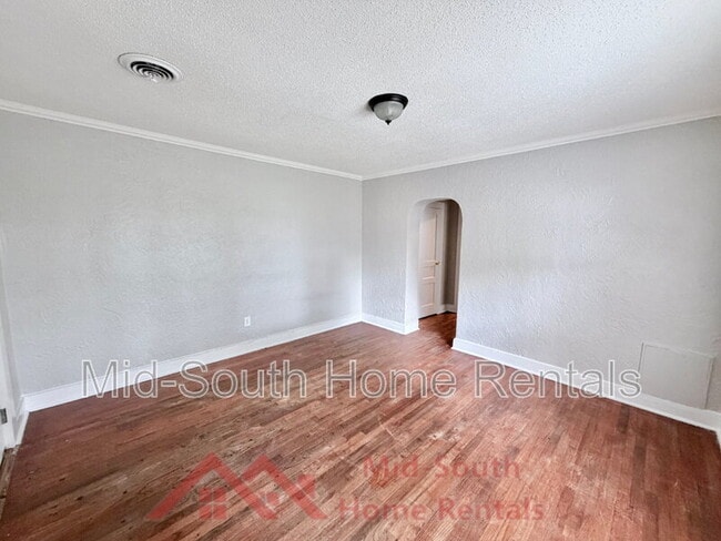Building Photo - 1379 Ferguson Rd