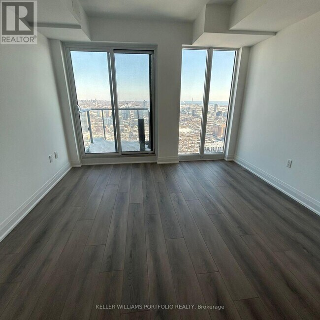 Photo du bâtiment - 251 Jarvis St