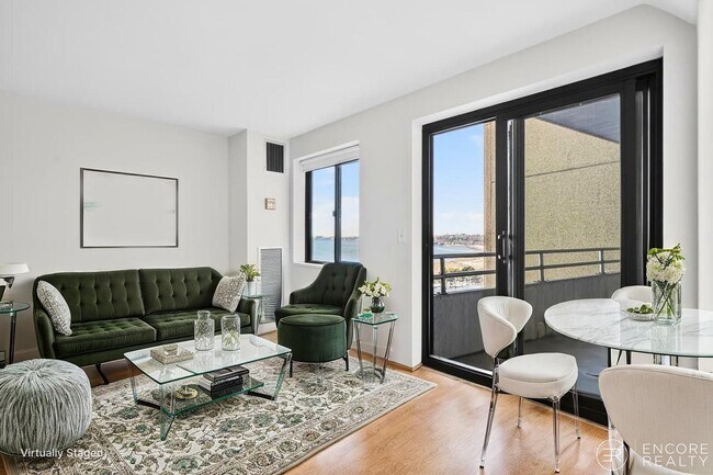 Foto del edificio - 394 Ocean Ave