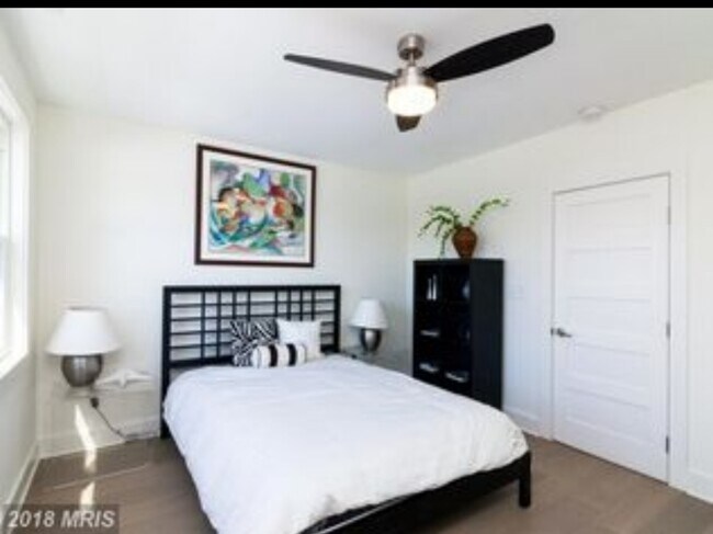 bedroom - 5224 4th St NW
