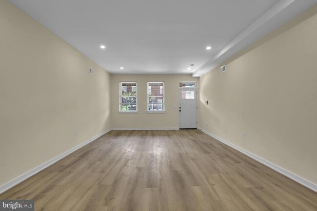 Foto del edificio - 2670 Braddock St
