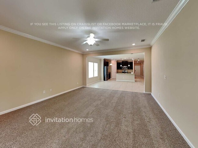 Foto del edificio - 117 Aspen Leaf Dr
