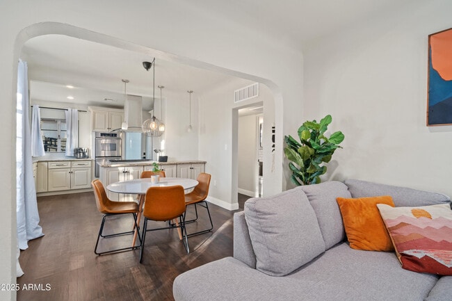 Foto del edificio - 2227 N 16th Ave