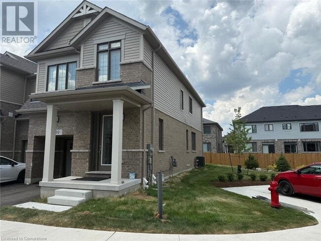 Building Photo - 15 Blacklock St