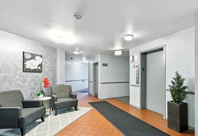 Foto del edificio - 2600 Brookwood Way Dr