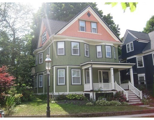 Building Photo - 45 Wellesley Park